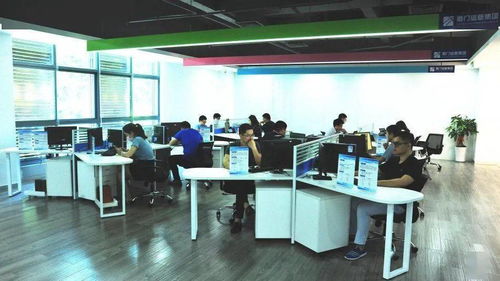 廈門信息集團信創應用適配中心正式揭牌啟用，助力產業數字化轉型與經濟發展